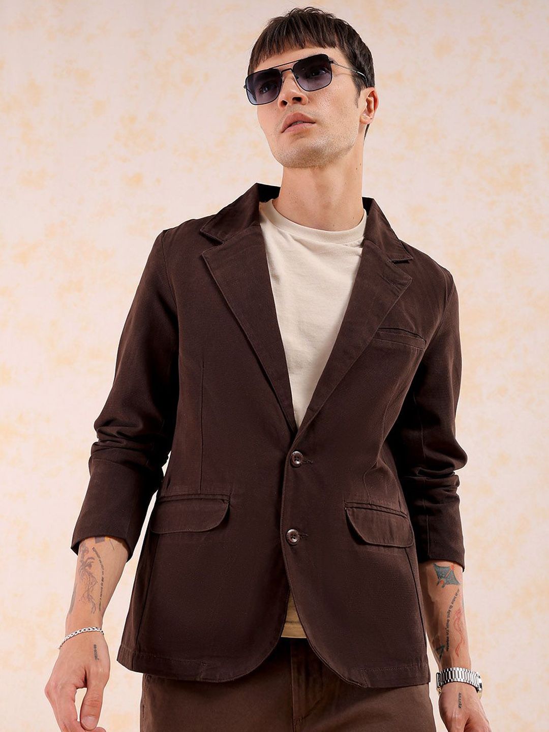 The Indian Garage Co Cotton Slim-Fit Cotton Single-Breasted Blazer