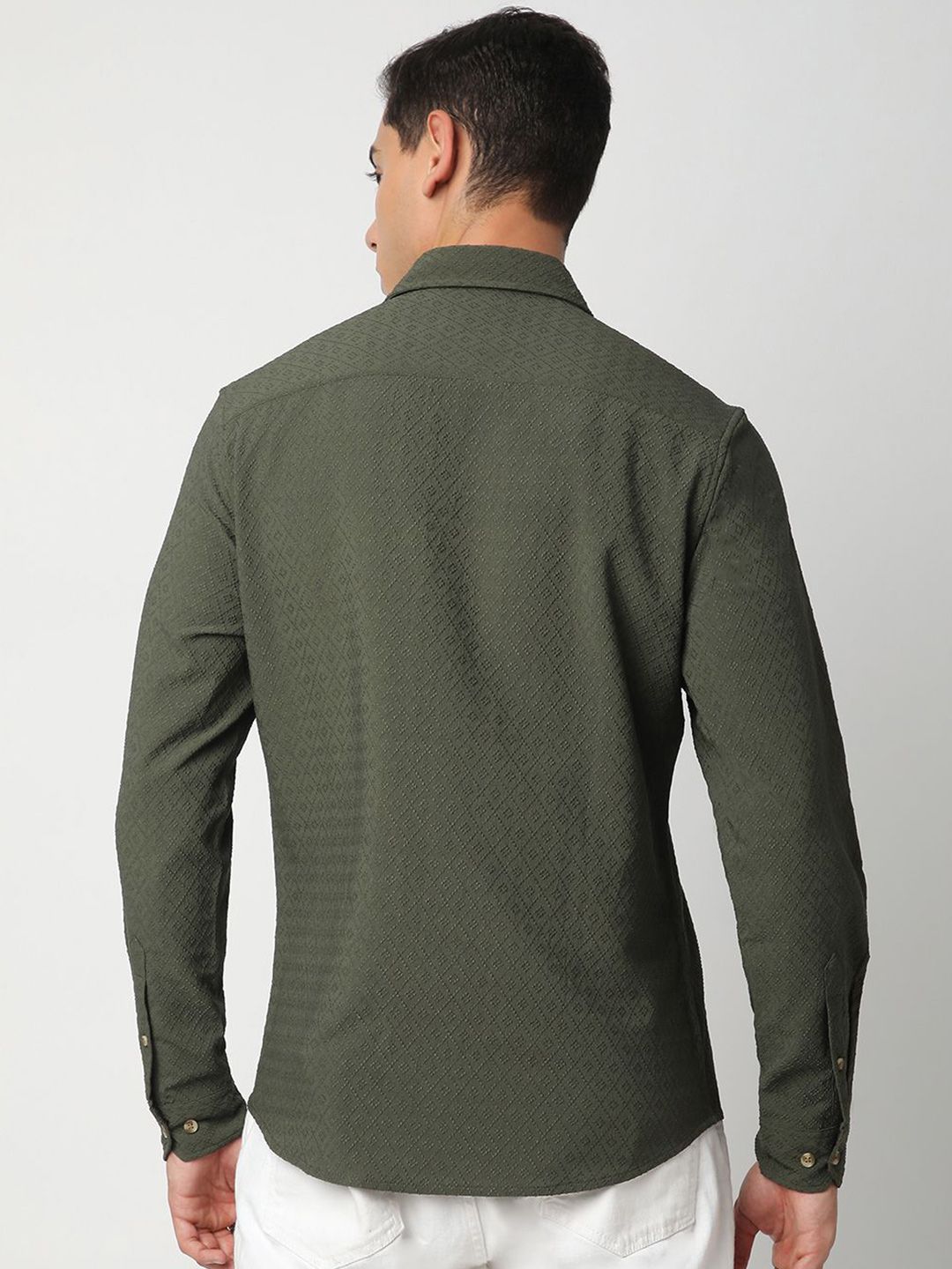 VASTRADO Men Classic Spread Collar Micro Ditsy Printed Slim Fit Casual Shirt