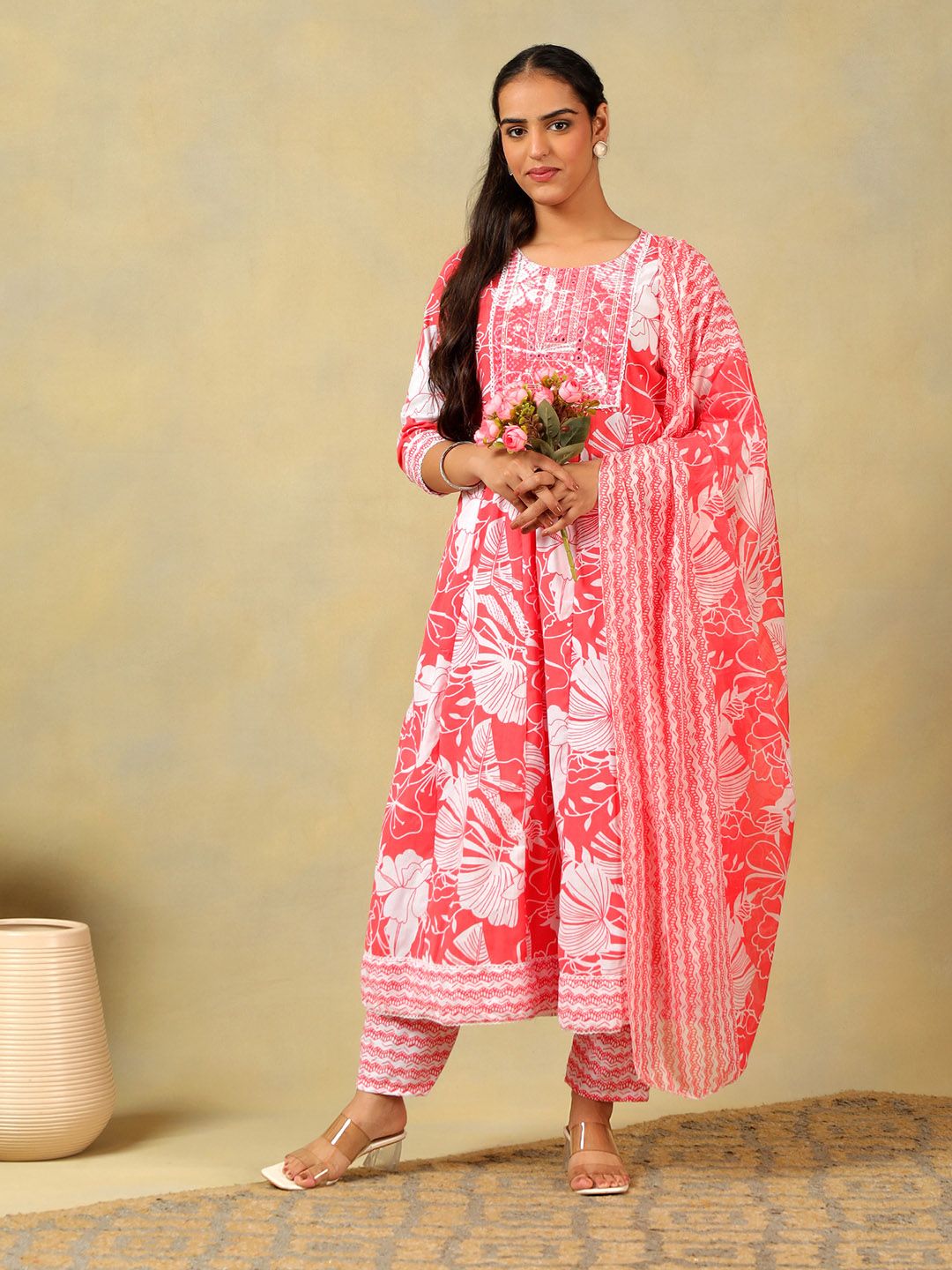 Mamicha Women Floral Printed Regular Mirror Work Pure Cotton Kurta with Trousers & With Dupatta