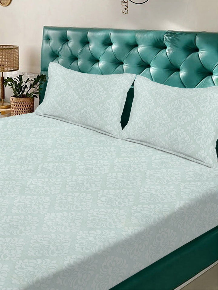 KLOTTHE Timbul Hijau Dilengkapi Cadar Katil King 300 TC Dengan 2 Sarung Bantal- 2.5 m x 2.25 m