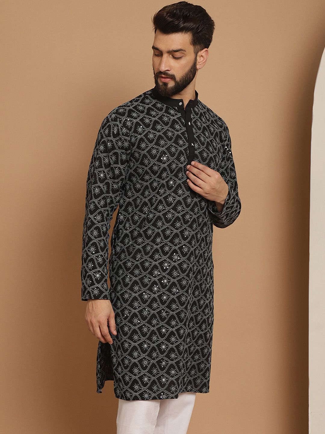 Anouk Men Black Geometric Flared Sleeves Cermin Kerja Kurta