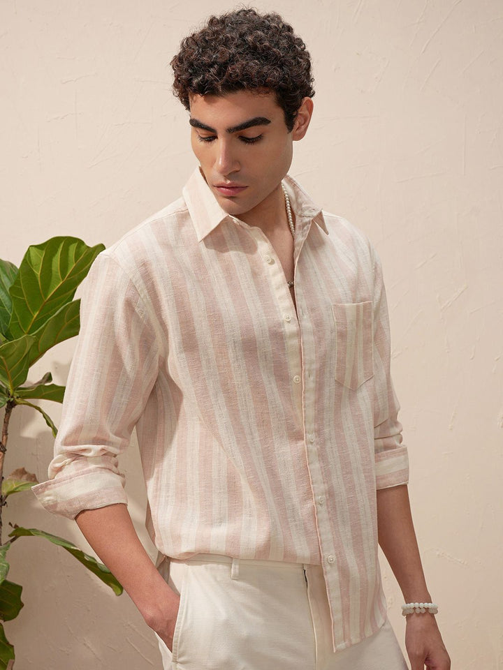HIGHLANDER Striped Spread Collar Long Sleeves Relaxed Fit Casual Shirt