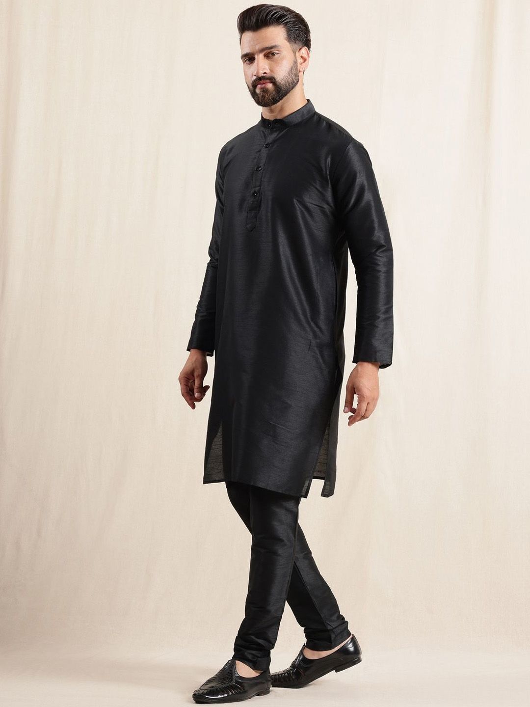 Anouk Mandarin Collar Straight Kurta With Pyjamas & Nehru Jacket