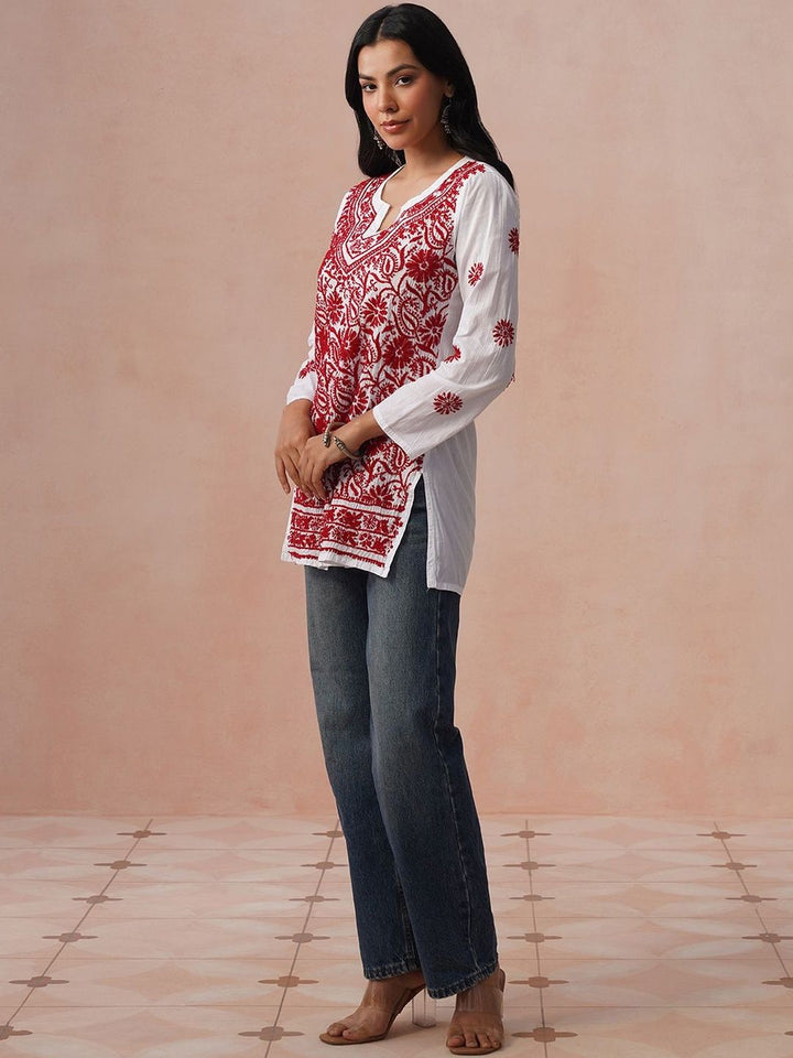 House of Chikankari Floral Embroidered Cotton Chikankari Kurta