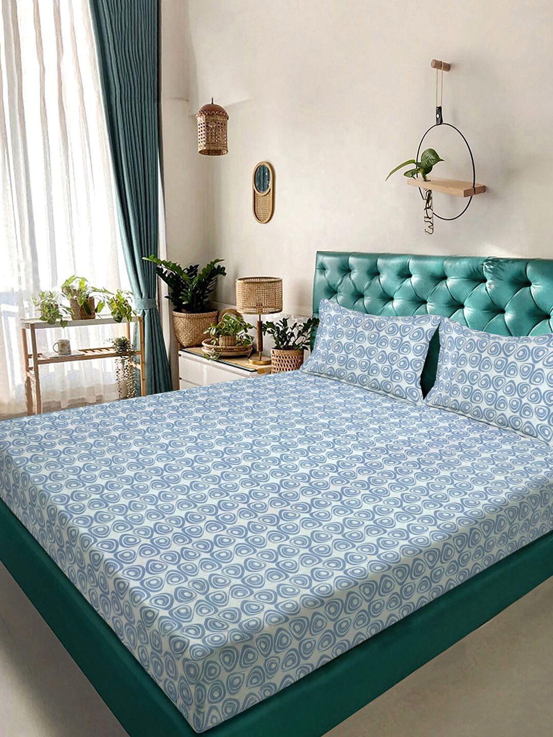 KLOTTHE Blue & White Printed Fitted 300 TC King Double Bedsheet With 2 Pillow Covers