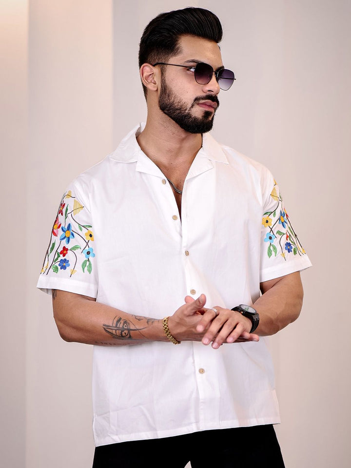 Eszett Floral Self Design Spread Collar Baju Linen Kasual