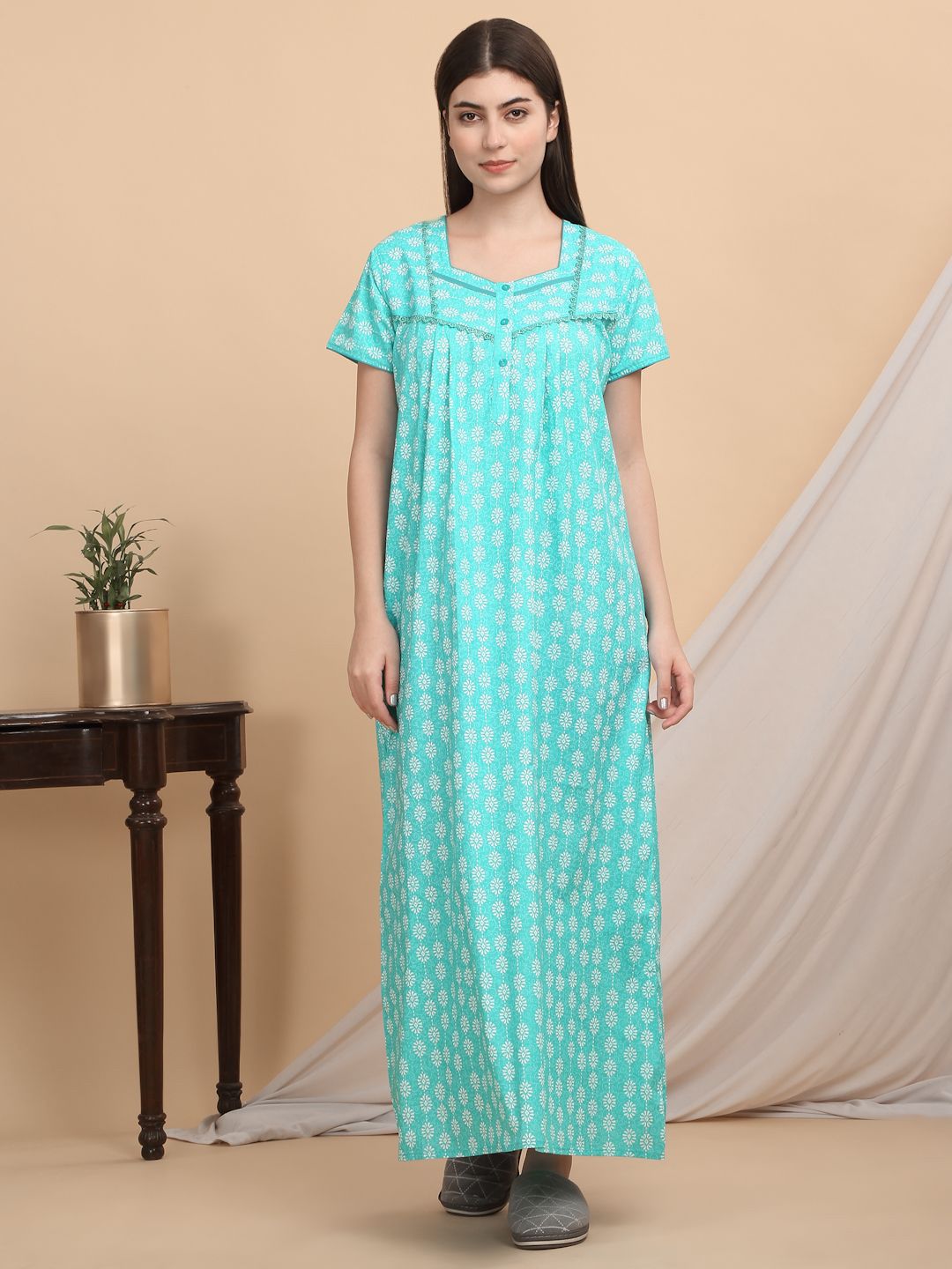 Sweet Dreams Women Printed Pure Cotton Maxi Nightdress