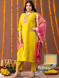 Mamicha Floral Regular Kurta & Trousers With Dupatta