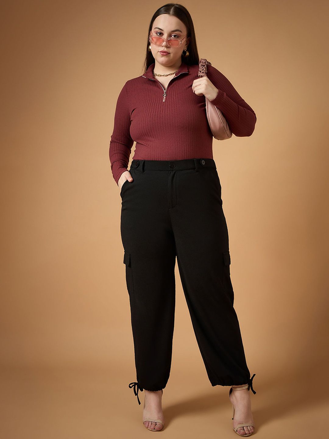SASSAFRAS Curve Women Straight Fit High-Rise Cargos Trousers