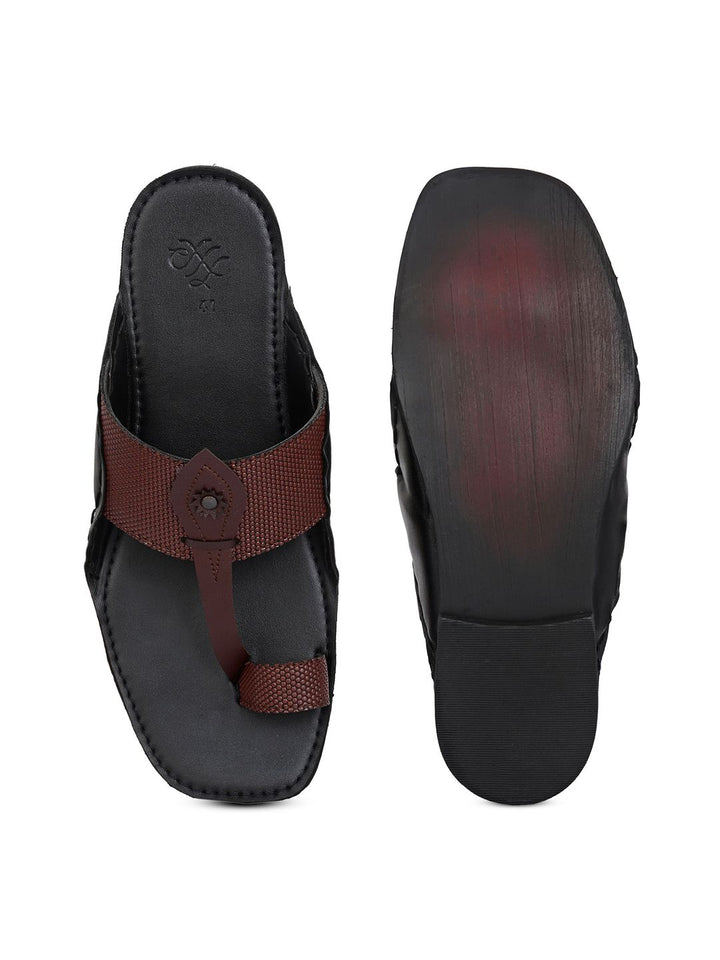 House of Pataudi Men Casual Slip On Kolhapuris