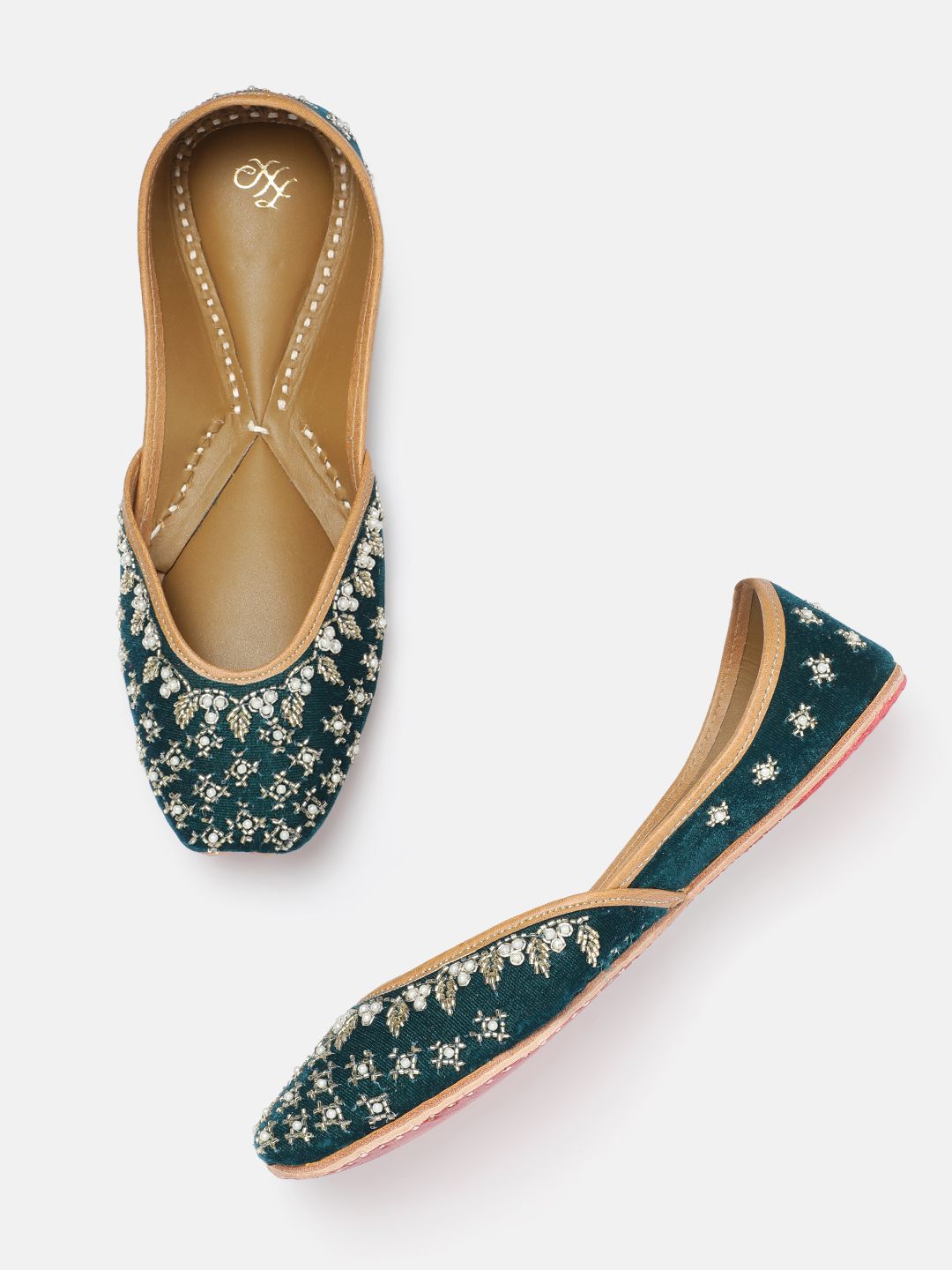 House of Pataudi Women Ethnic Embellished Mojaris