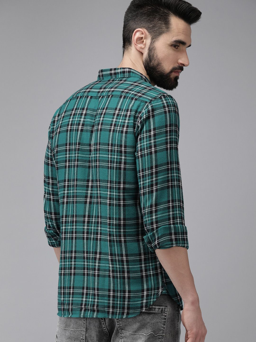 THE BEAR HOUSE Men Green & Black Slim Fit Checked Flannel Cotton Casual Shirt
