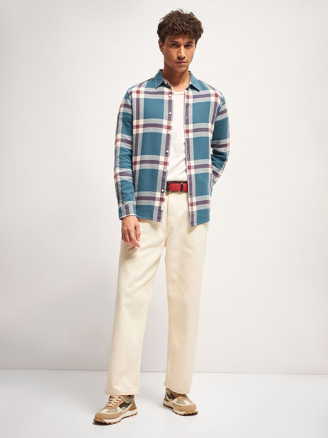 THE BEAR HOUSE Men Tartan Checks Opaque Slim Fit Casual Shirt