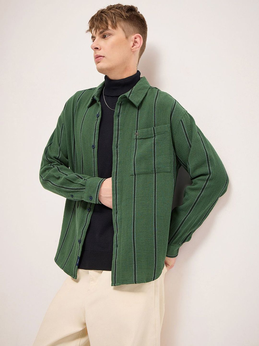 THE BEAR HOUSE Men Spread Collar Vertical Striped Cotton Relaxed Fit Casual Shirt