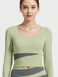 HRX oleh Hrithik Roshan Wanita SCOOP NECK TOP