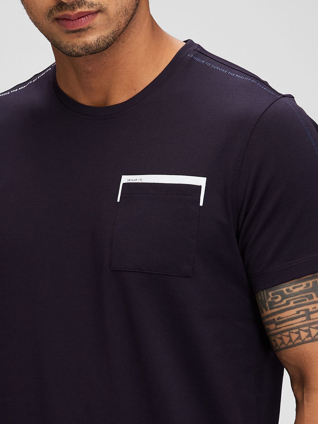 SPYKAR Men Pockets Slim Fit T-shirt