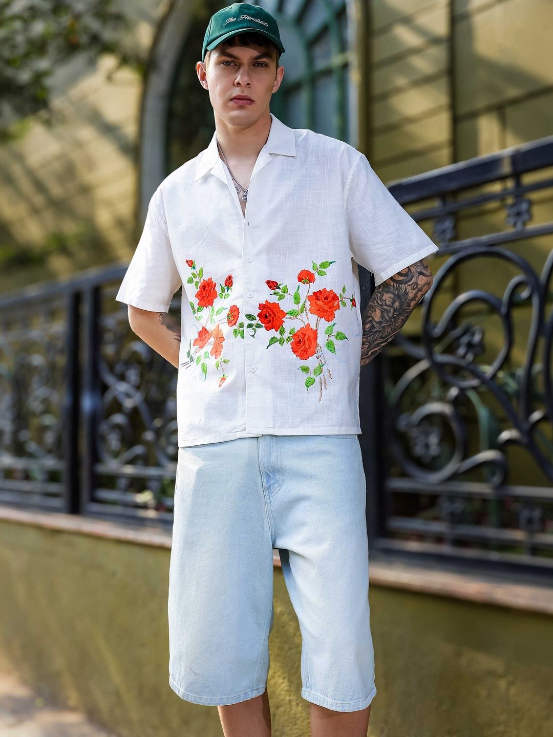 Eszett Men Floral Printed Casual Shirt