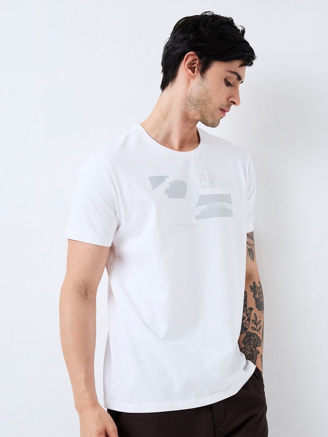 SPYKAR Men Typography Printed Round Neck Cotton Slim Fit T-shirt
