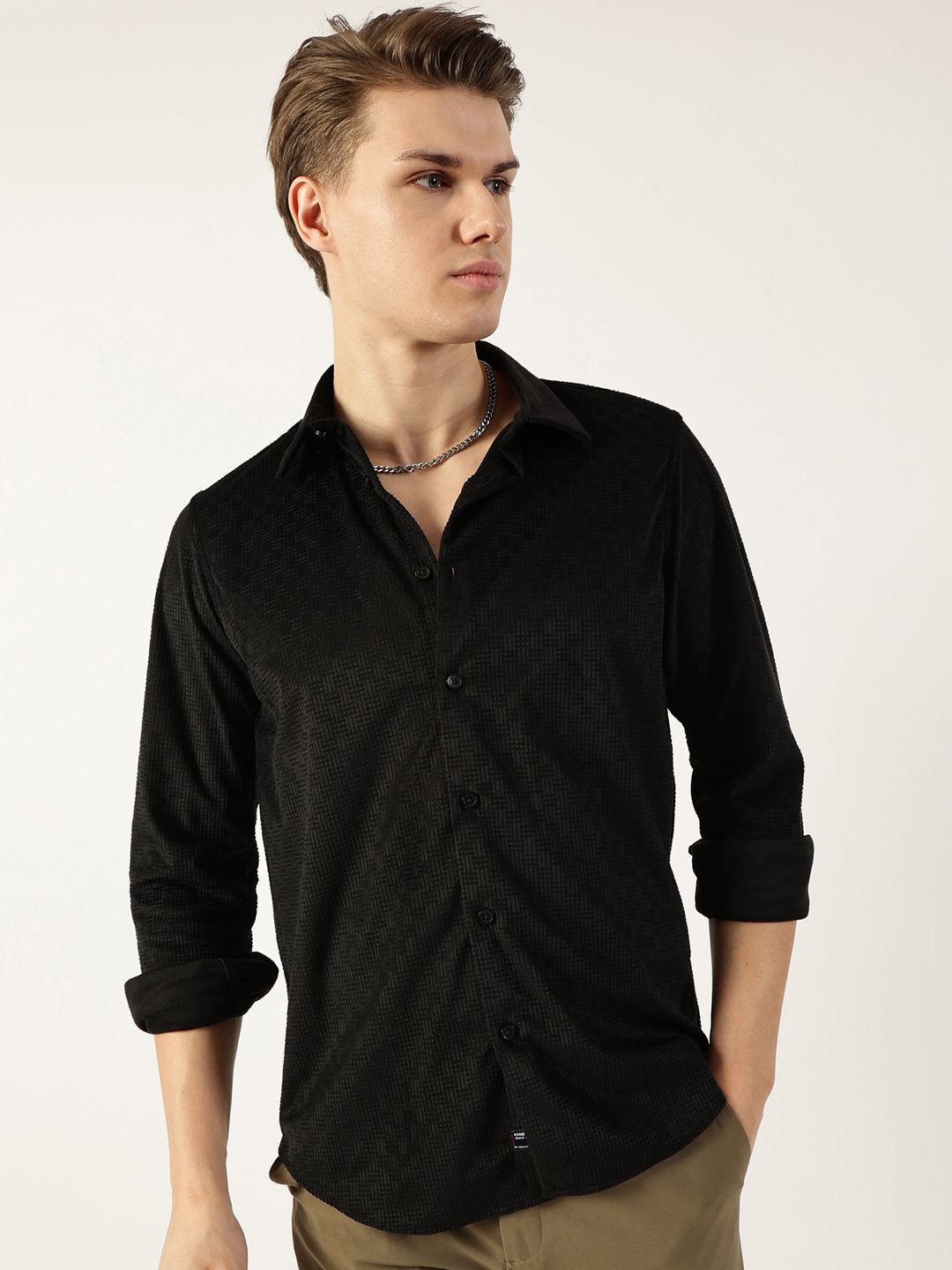 Thomas Scott Men Classic Spread Collar Textured Solid Slim Fit Casual Shirt