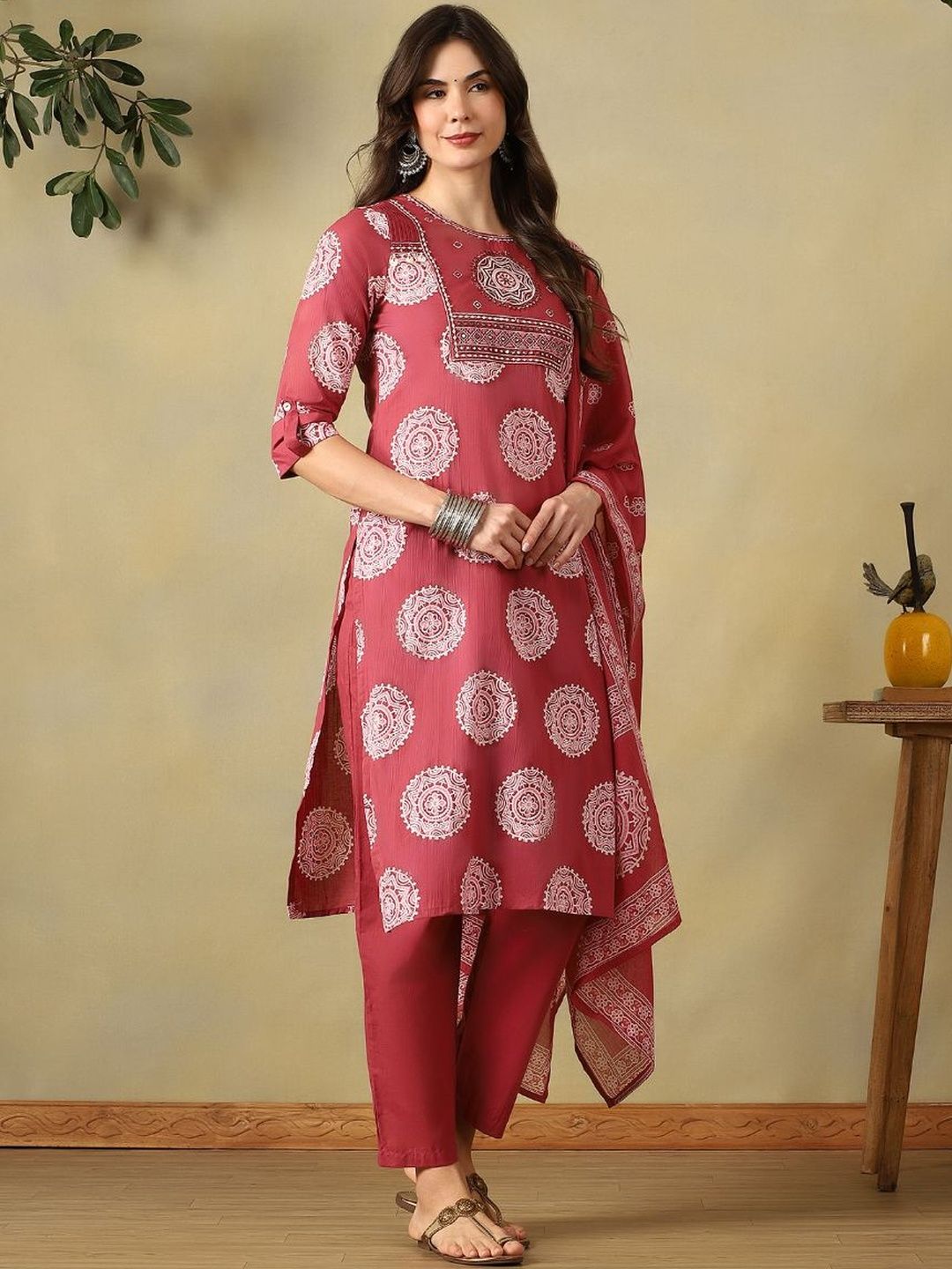 Mamicha Women Ethnic Motifs Printed Regular Mirror Work Pure Cotton Kurta with Trousers & With Dupatta