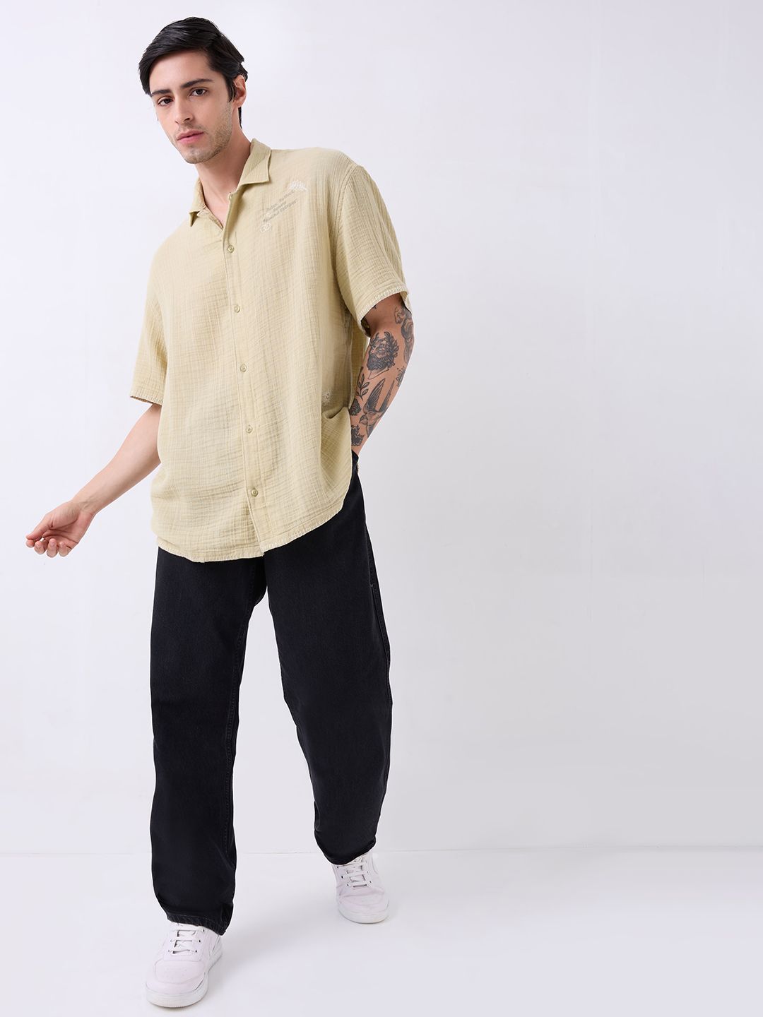 SPYKAR Men Relaxed Fit Cuban Collar Textured Cotton Casual Shirt