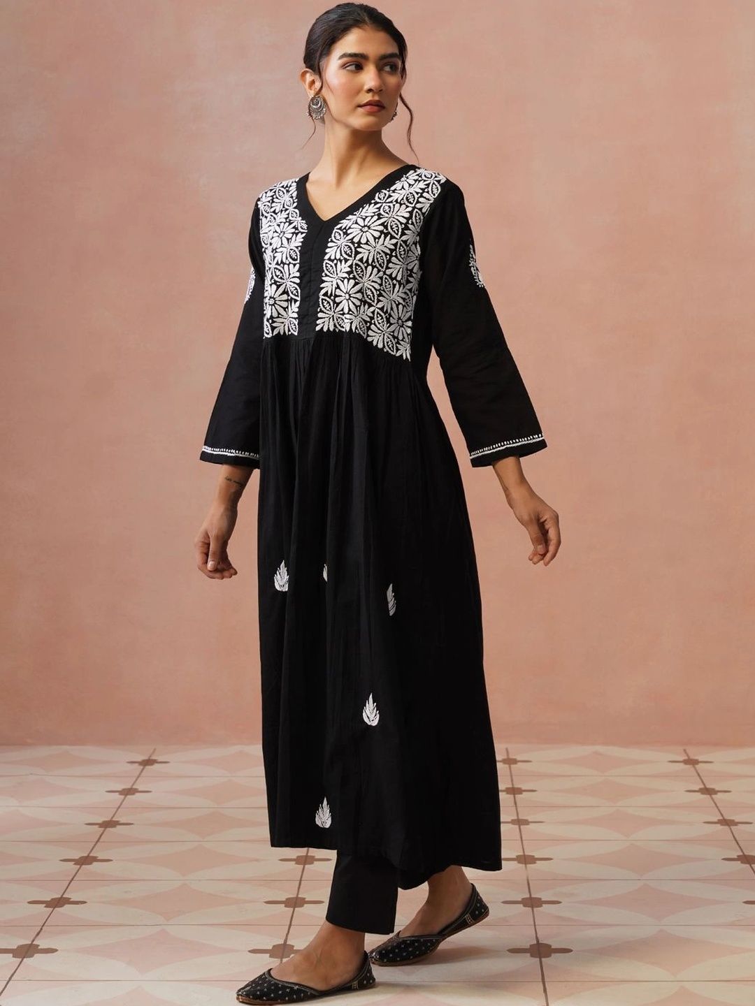Rumah Wanita Chikankari Sulam Kurta Chikankari