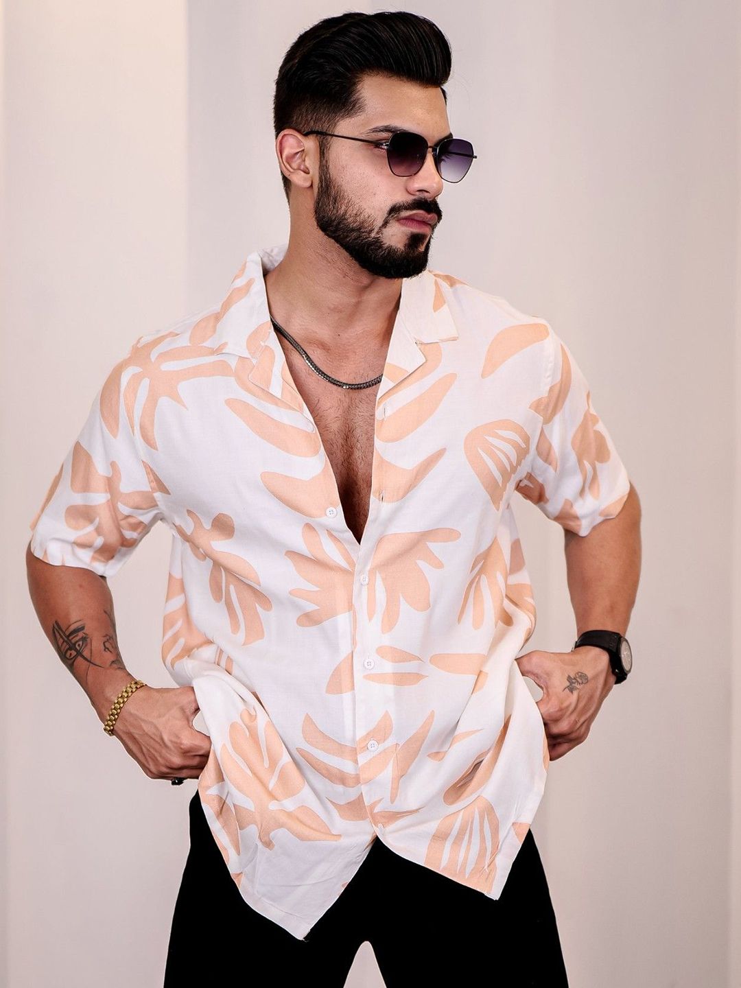 Eszett  Floral Printed Spread Collar Shirt
