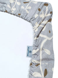 KLOTTHE Grey Floral Printed Dilengkapi 300 TC Double King Cadar Dengan 2 Sarung Bantal