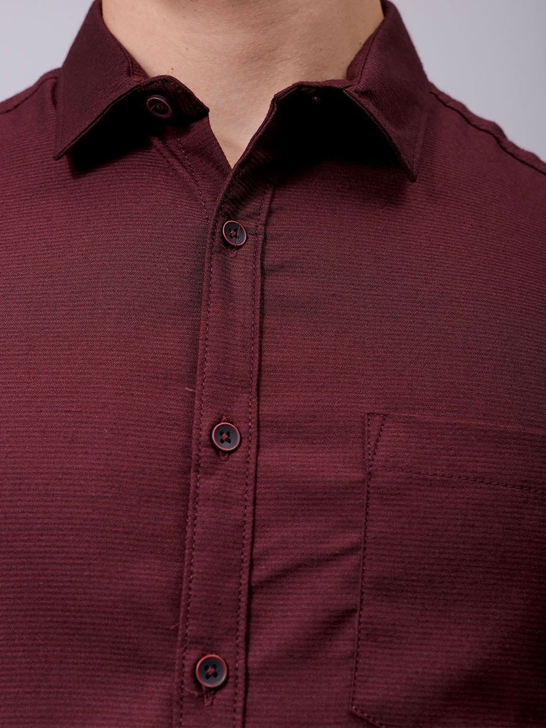 The Indian Garage Co Men Spread Collar Solid Slim Fit Casual Shirt