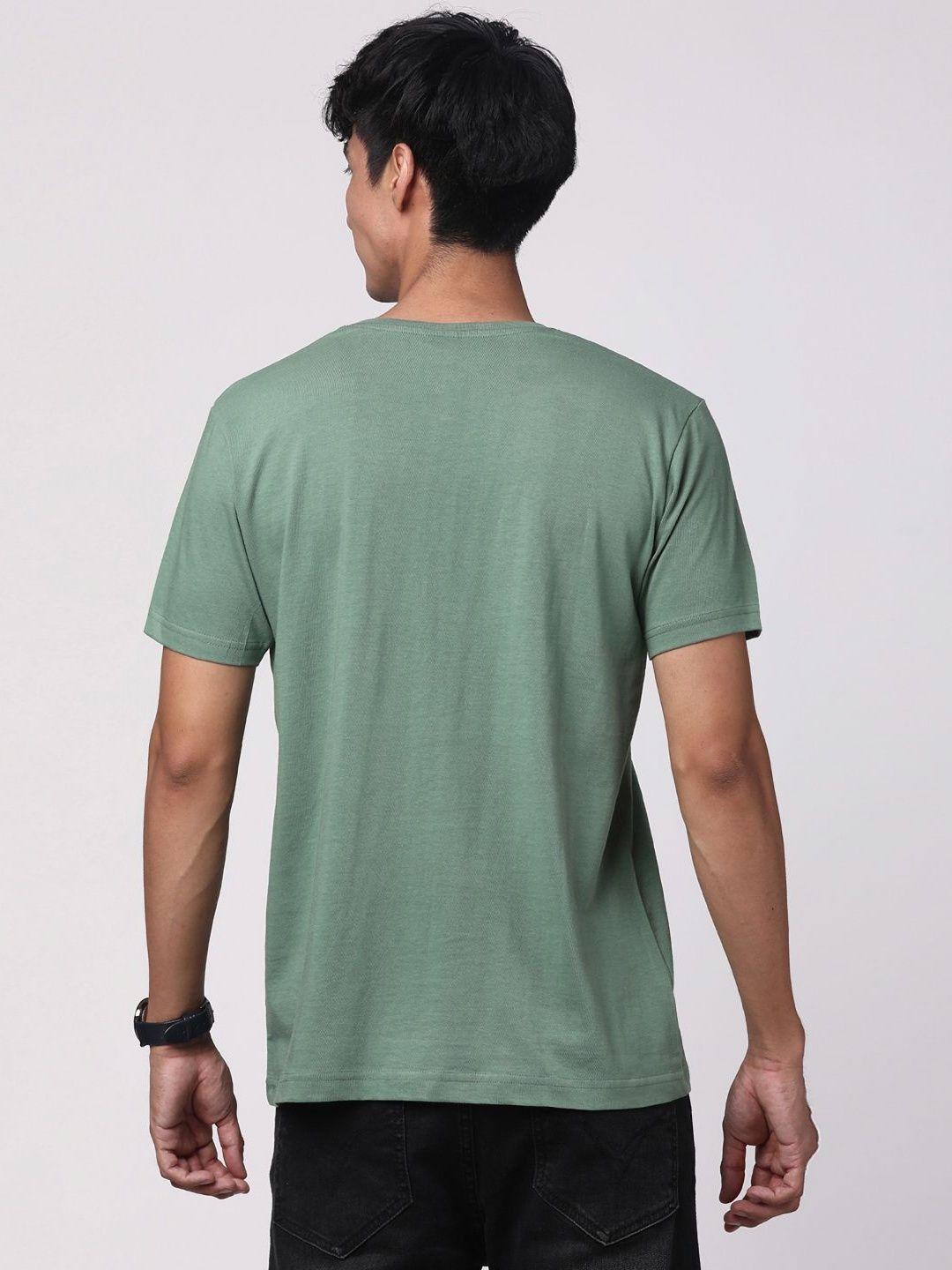 ADRO Men Graphic Printed Round Neck Cotton T-shirt