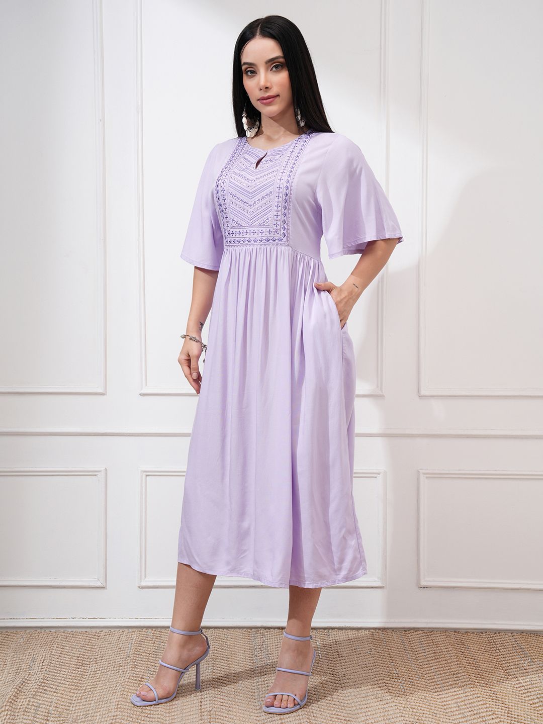 Vishudh Women Floral Printed Keyhole Neck Flared Sleeves Fit & Flare Dress
