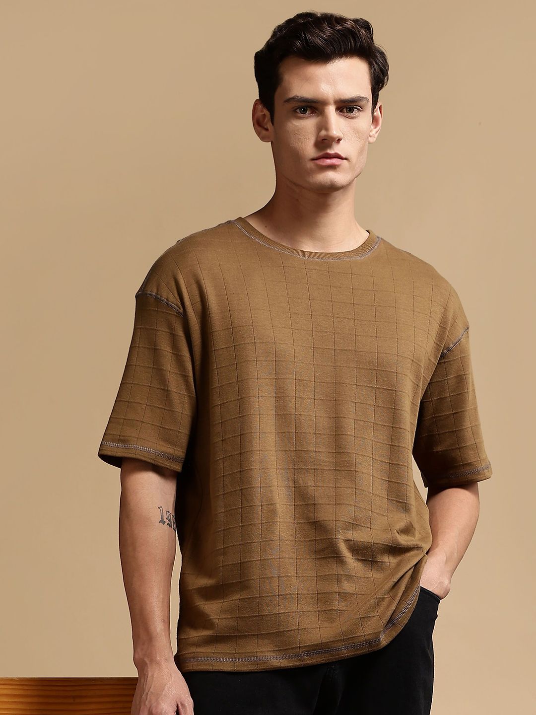 Eszett Men Checked Round Neck Oversized Cotton T-shirt