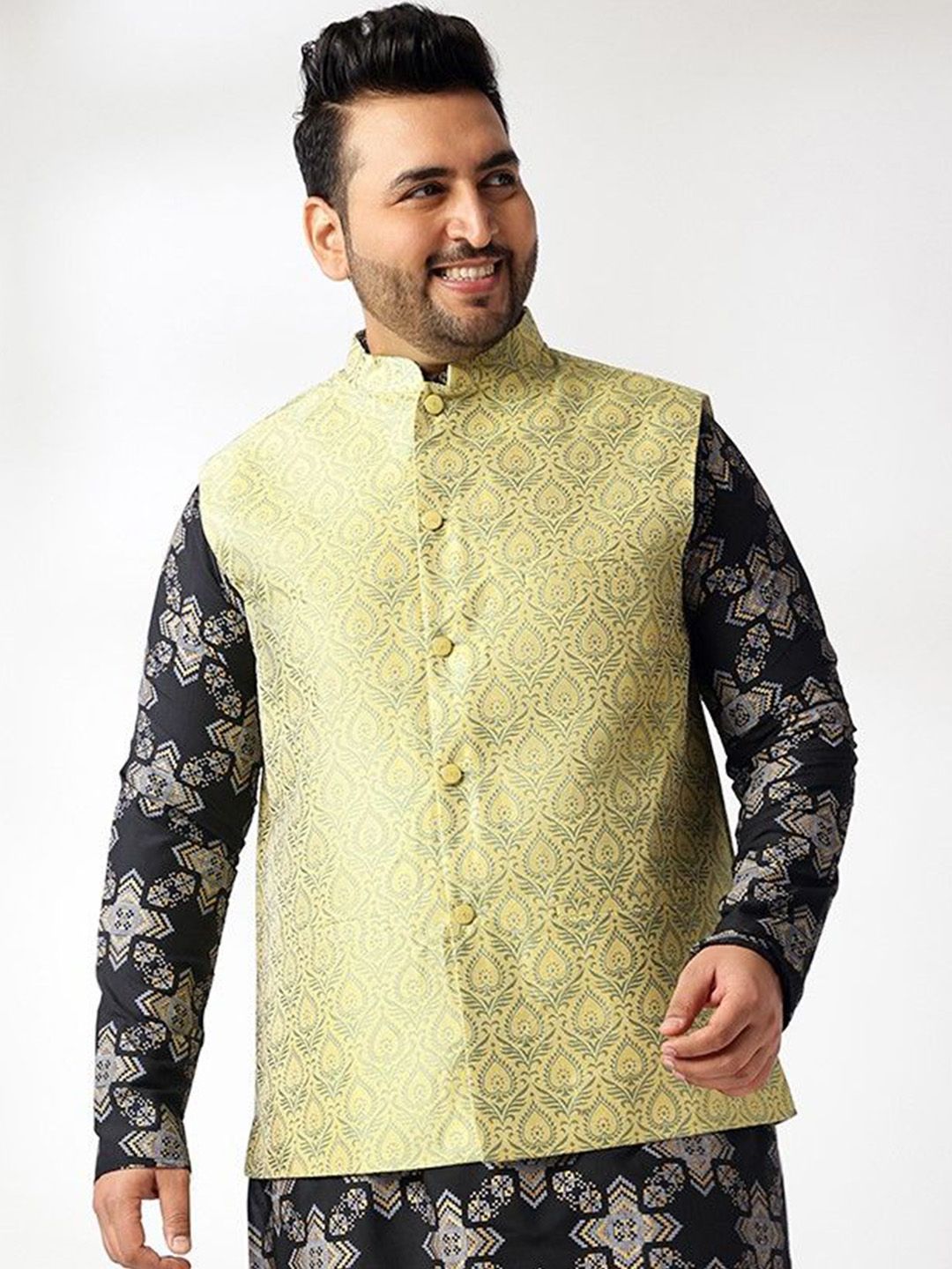 SOJANYA PLUS Men Paisley Motif Printed Nehru Jacket
