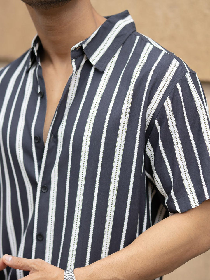 Powerlook Men Printed Stripe Lightweight Shirt