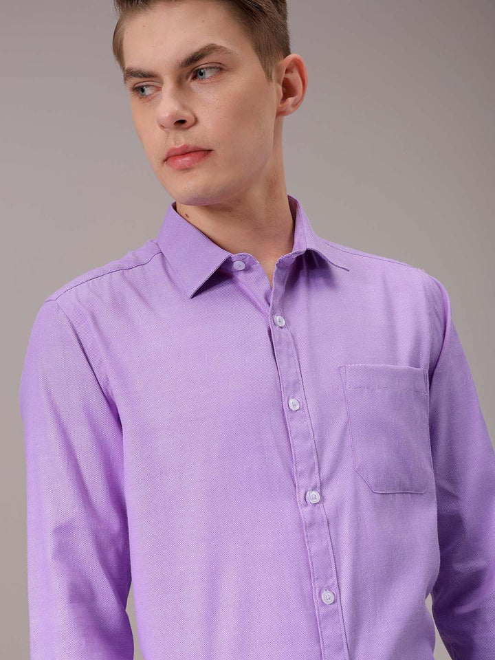 The Indian Garage Co. X Luxe Men Spread Collar Solid Slim Fit Formal Shirt