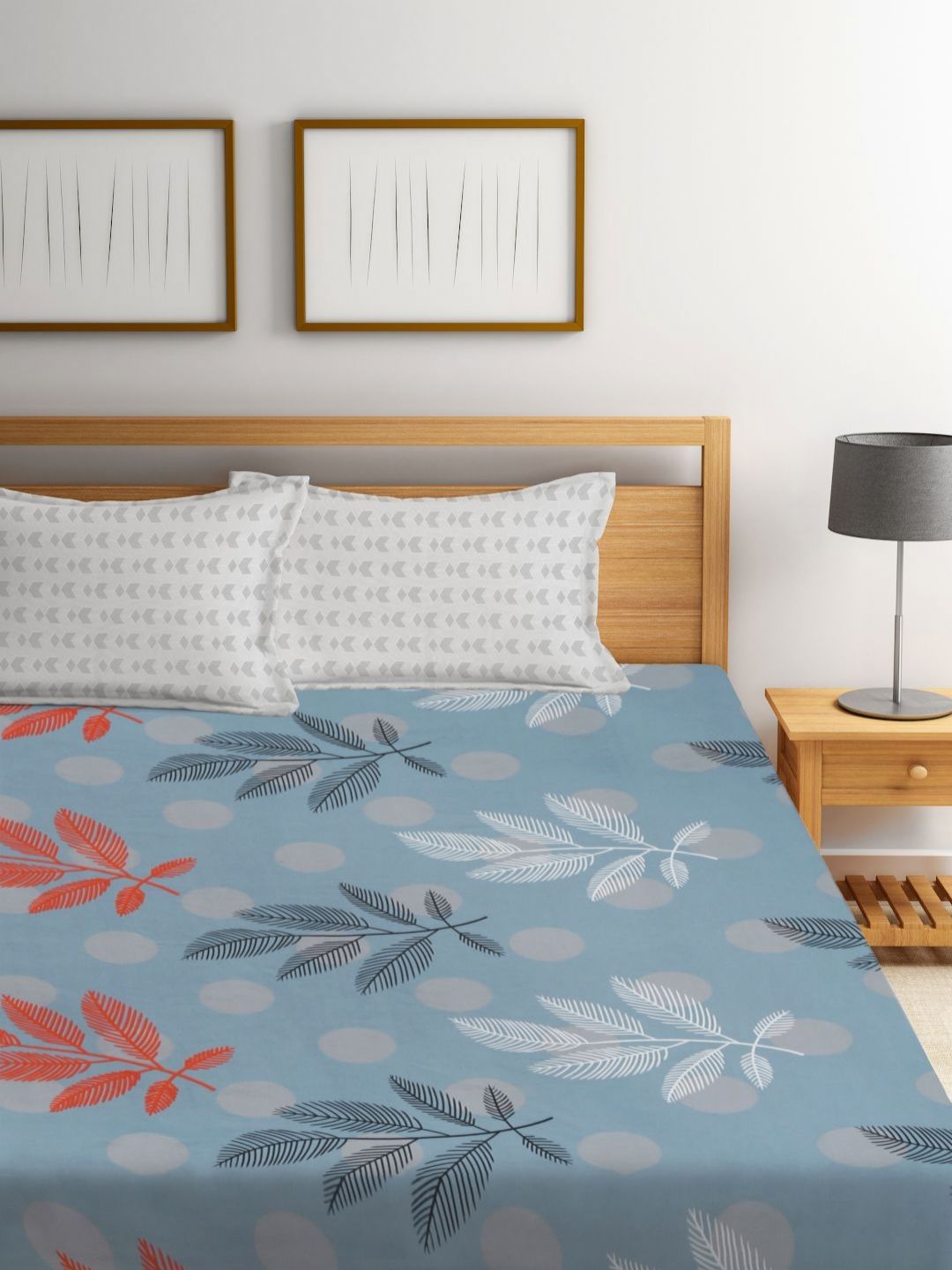 Myntra Elegant Homes Orange Leaf 300 TC Dilengkapi Cadar King dengan 2 Sarung Bantal