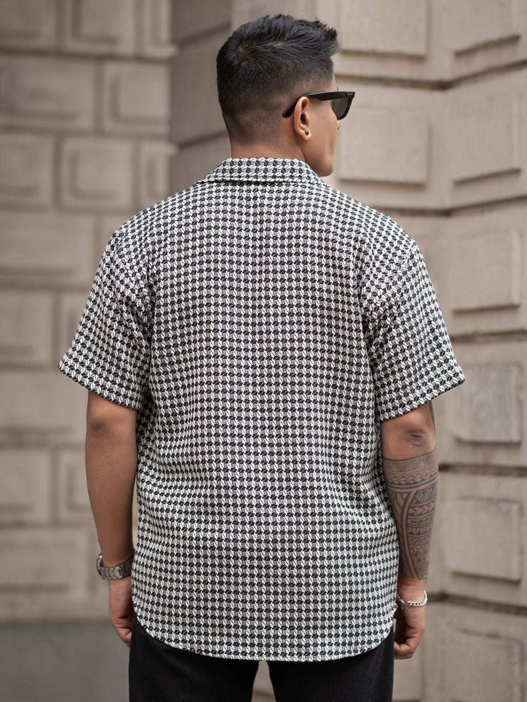 Powerlook Men Spread Collar Geometric Printed Casual Shirt