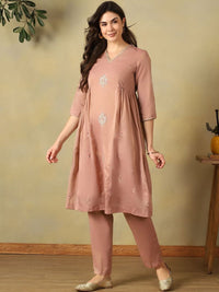 Mamicha Women Ethnic Motifs Embroidered Empire Thread Work Kurta with Trousers