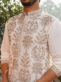 Jompers Men Floral Embroidered Mandarin Collar Thread Work Kurta