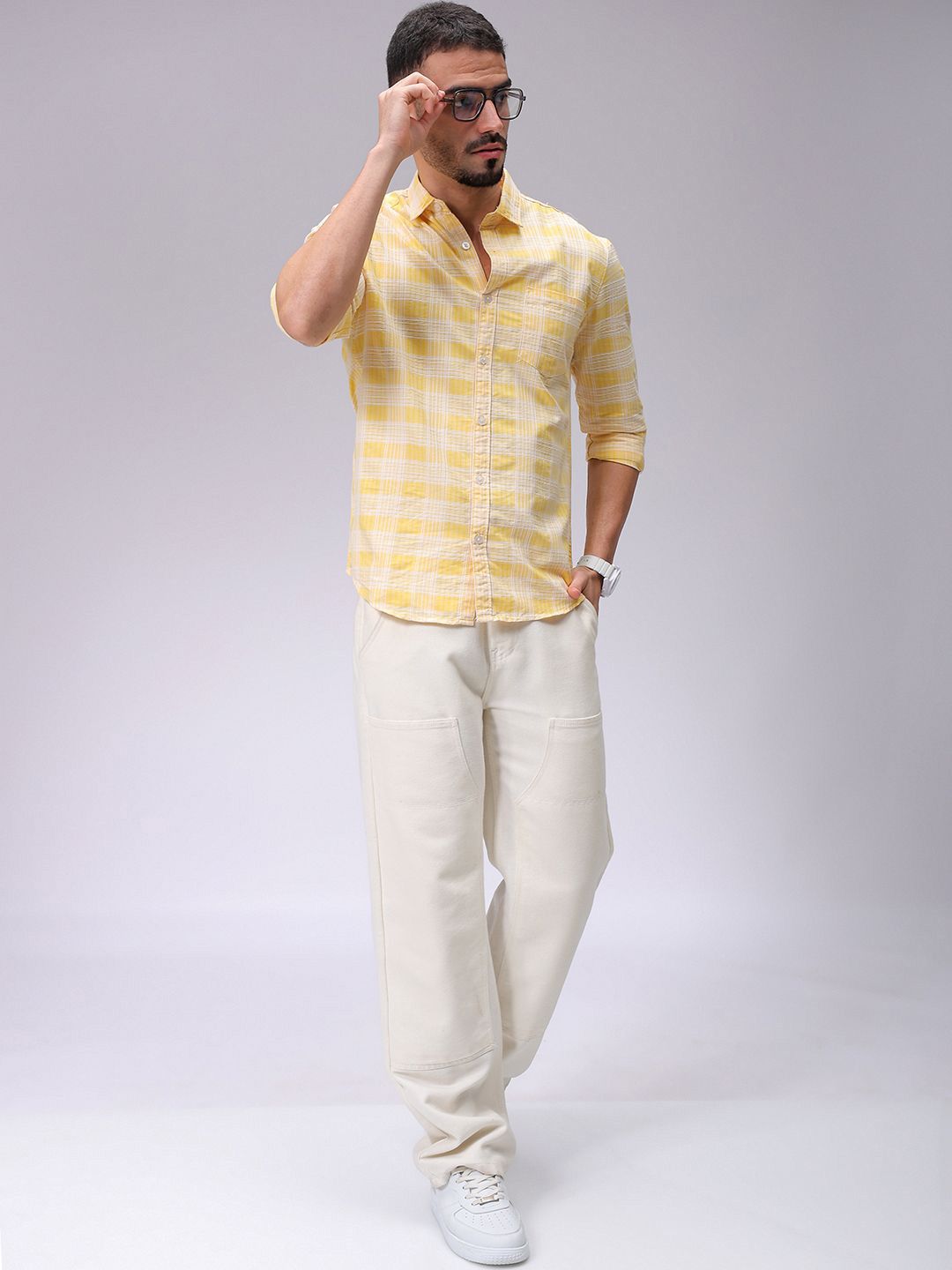 The Indian Garage Co Men Slim Fit Opaque Checked Casual Shirt