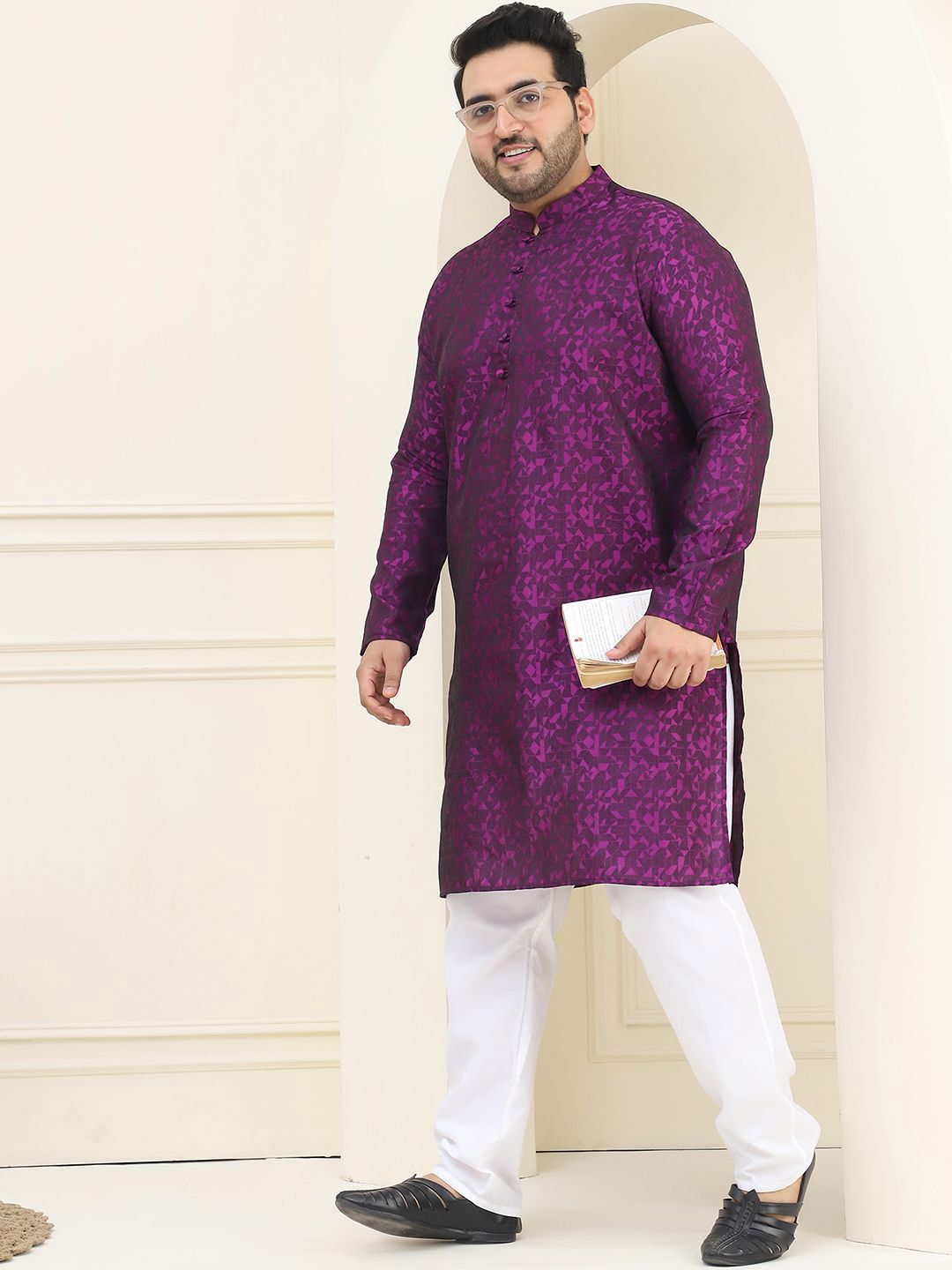 SOJANYA PLUS Plus Size Mandarin Collar Kurta with Pyjama