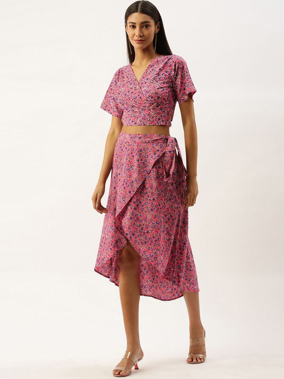 Berrylush Floral Printed V-Neck Crop Top With Skirt