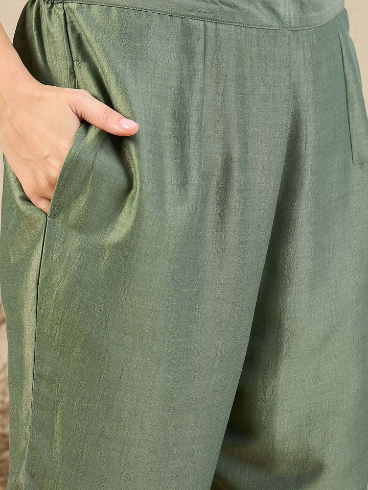 Indo Era Floral Embroidered Straight Kurta With Trousers & Dupatta