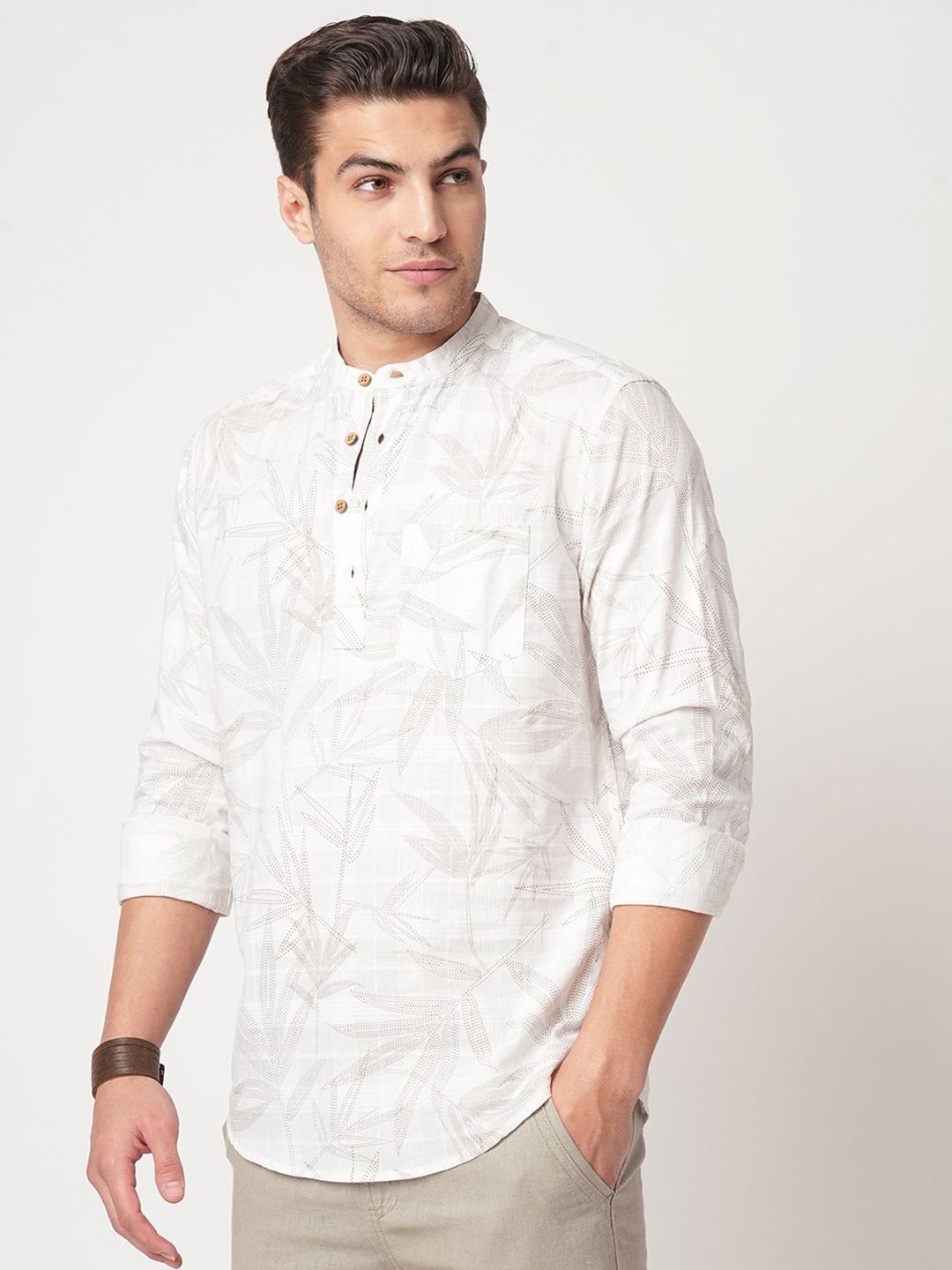 VASTRADO Dotted Leaf Printed Band Collar Cotton Straight Short Kurta