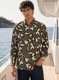 Eszett Floral Printed Spread Collar Casual Shirt