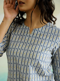 SANSKRUTIHOMES Women Floral Prined Pure Cotton Top