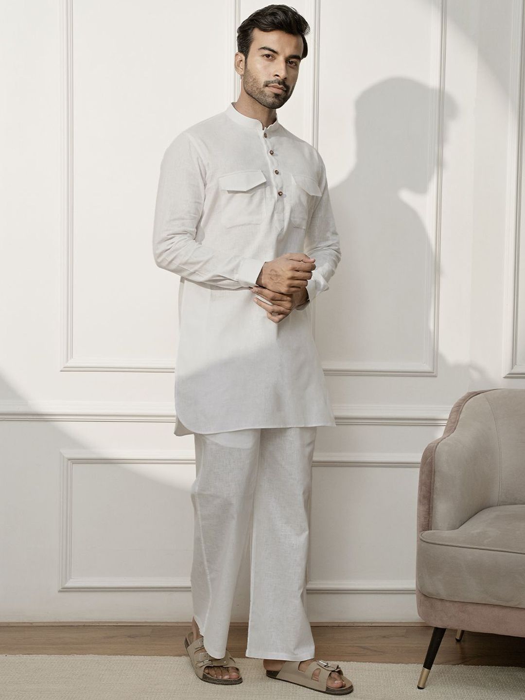 VASTRAMAY Men Regular Mandarin Collar Kurta with Trousers
