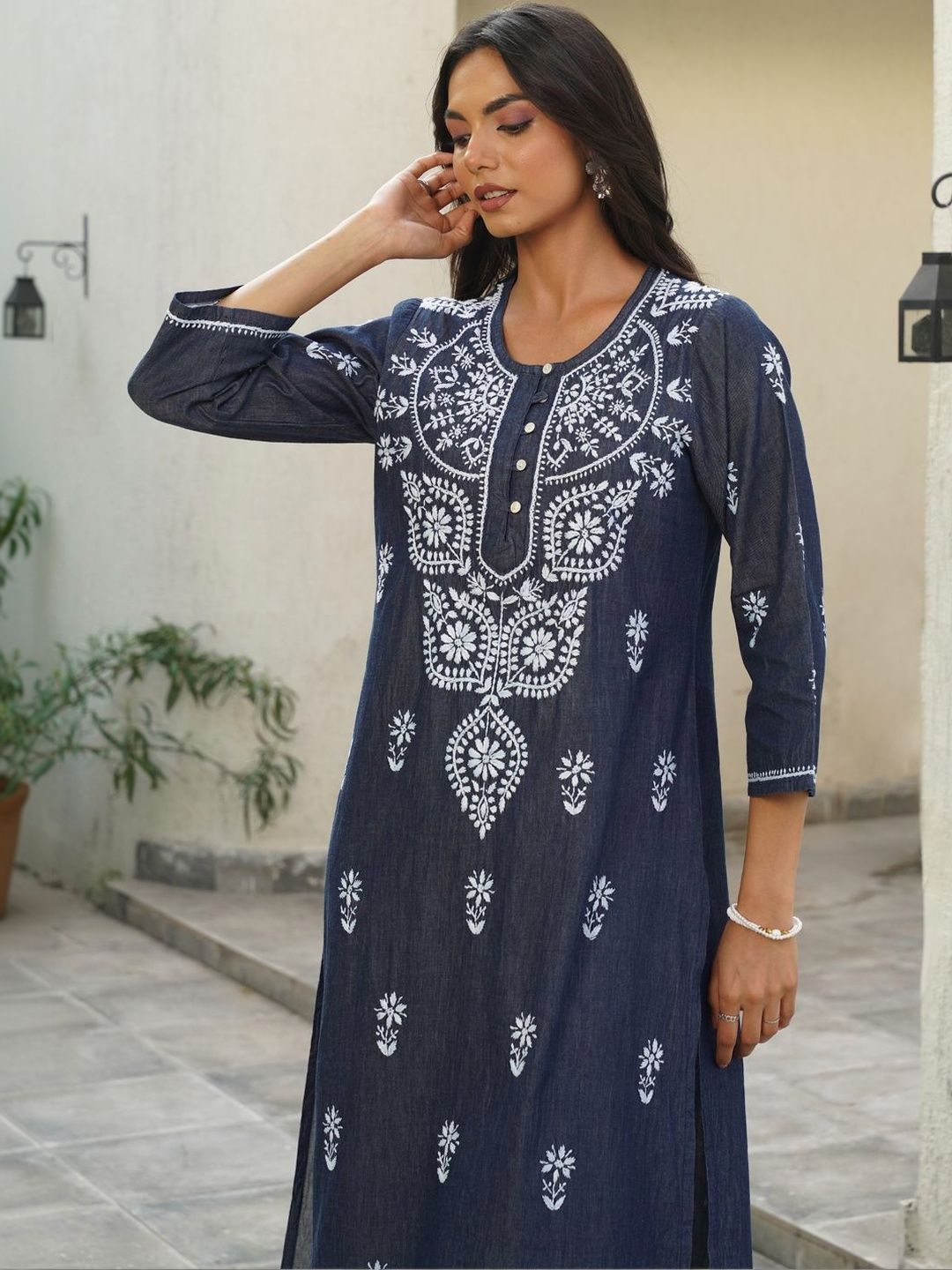 Rumah Wanita Chikankari Kurta Chikankari