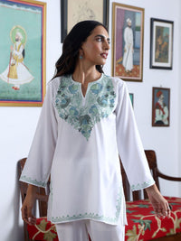 House of Chikankari Women White Cotton Aari Sulam Kurta
