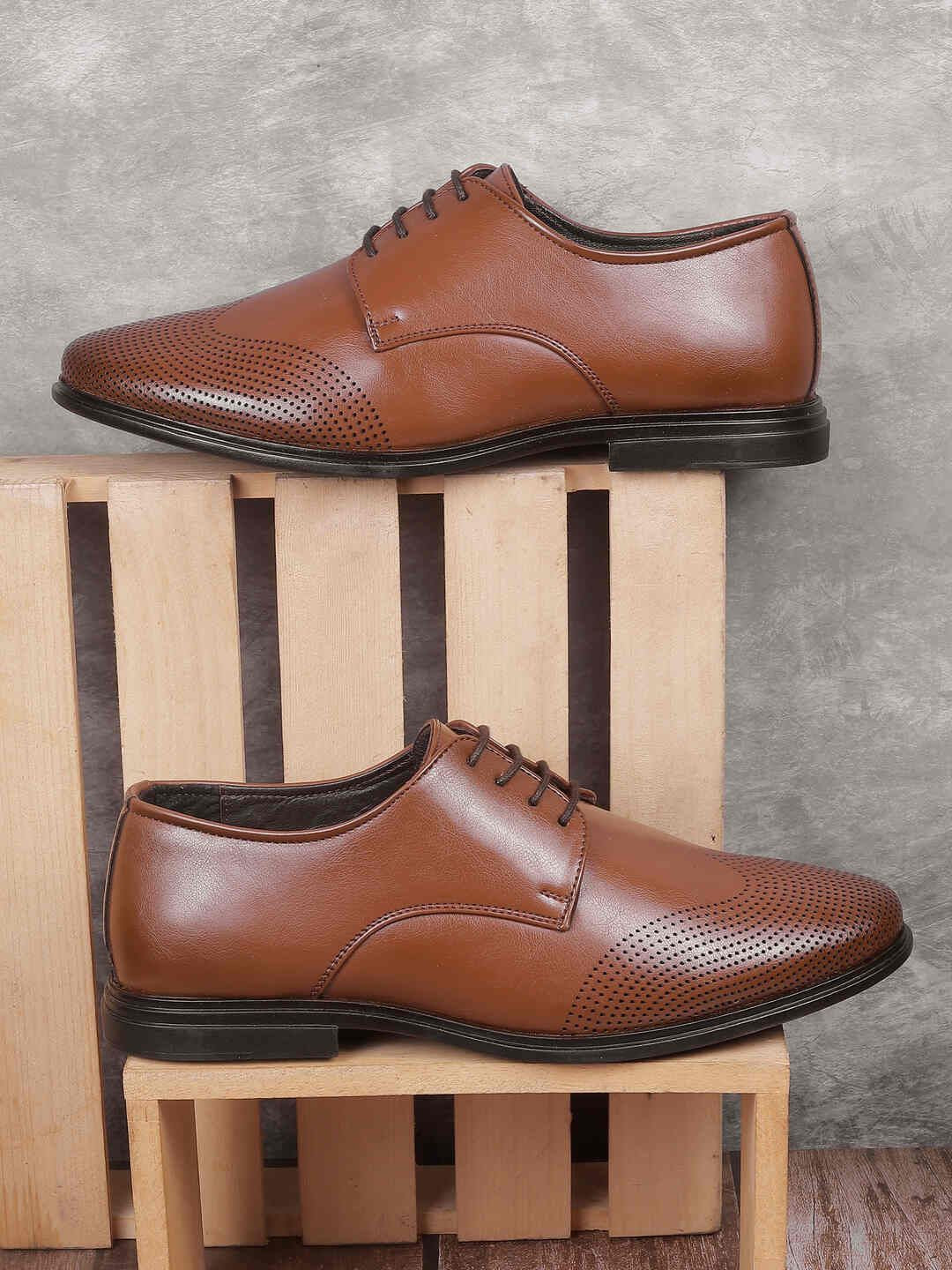 Metro Men Textured Formal Brogues